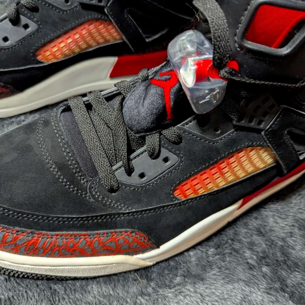 🔥Jordan Spizike Black University Red Cement, Mens 12🔥
